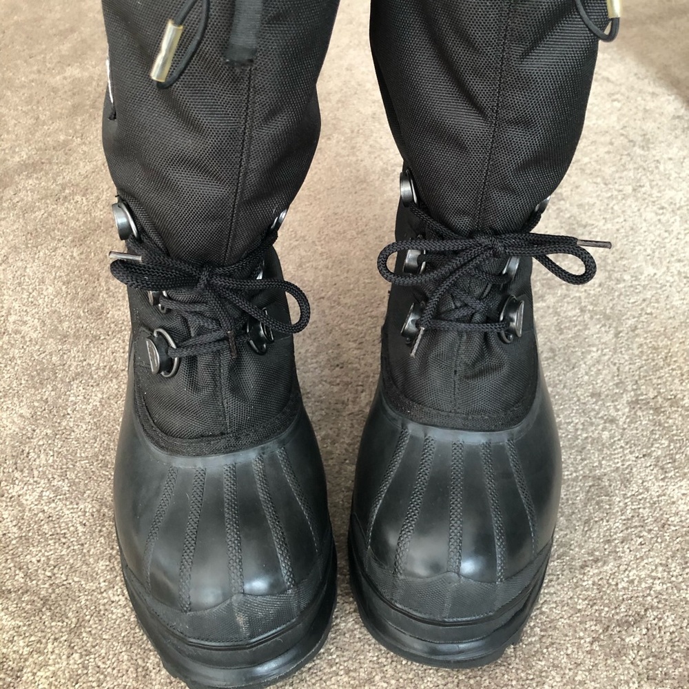 Sorel women’s winter boots US8